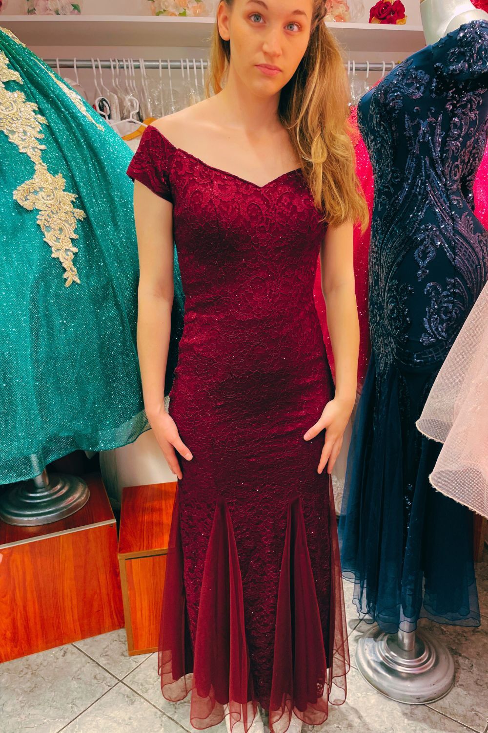 Unique Shopping In Perú: Custom Made Dresses And Culture Shocks - Doors ...